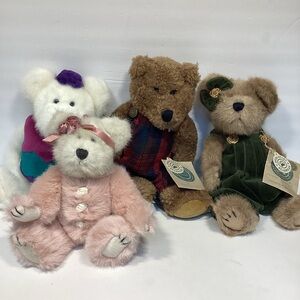 4 Boyd’s Bears Collection new